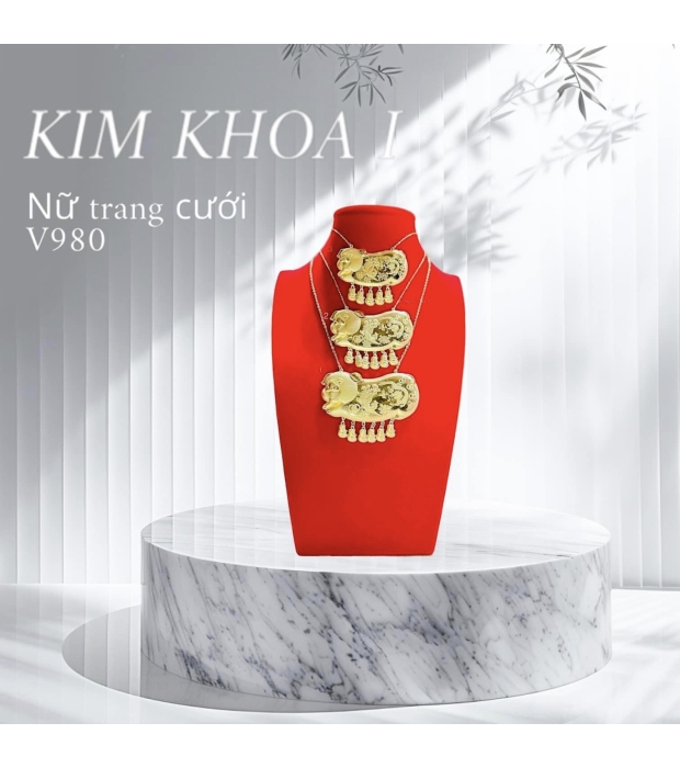 Nữ Trang Cưới Hình Con Heo Dễ Thương